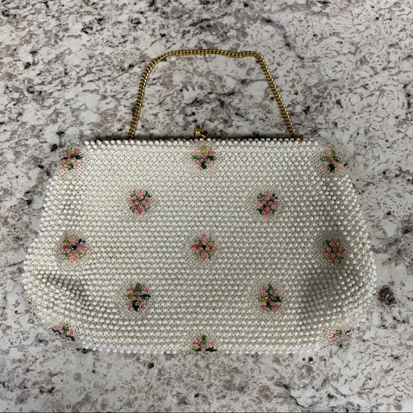 Vintage Handbags - Corde Bead vintage purse